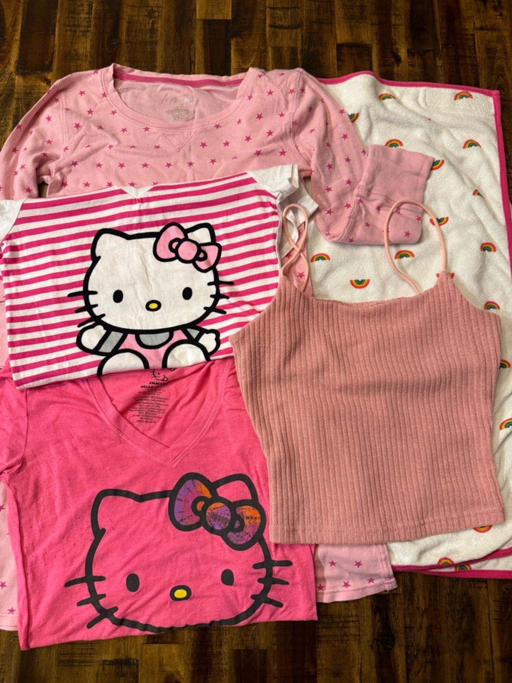 BUNDLE of 5 girly pink cozy loungewear. Sz XS-S Hello Kitty Sanrio rainbow white